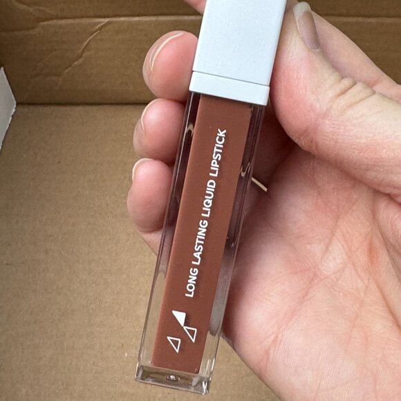 OFRA LONG LASTING LIQUID LIPSTICK in VERONA - Picture 9 of 16
